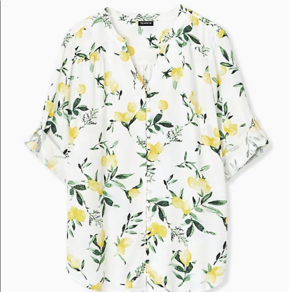 torrid Harper Lemon Print Blouse w/Buttons Sz 2